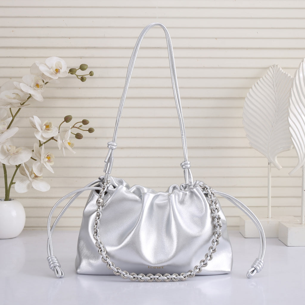 B1R66A9 Popular leather bag