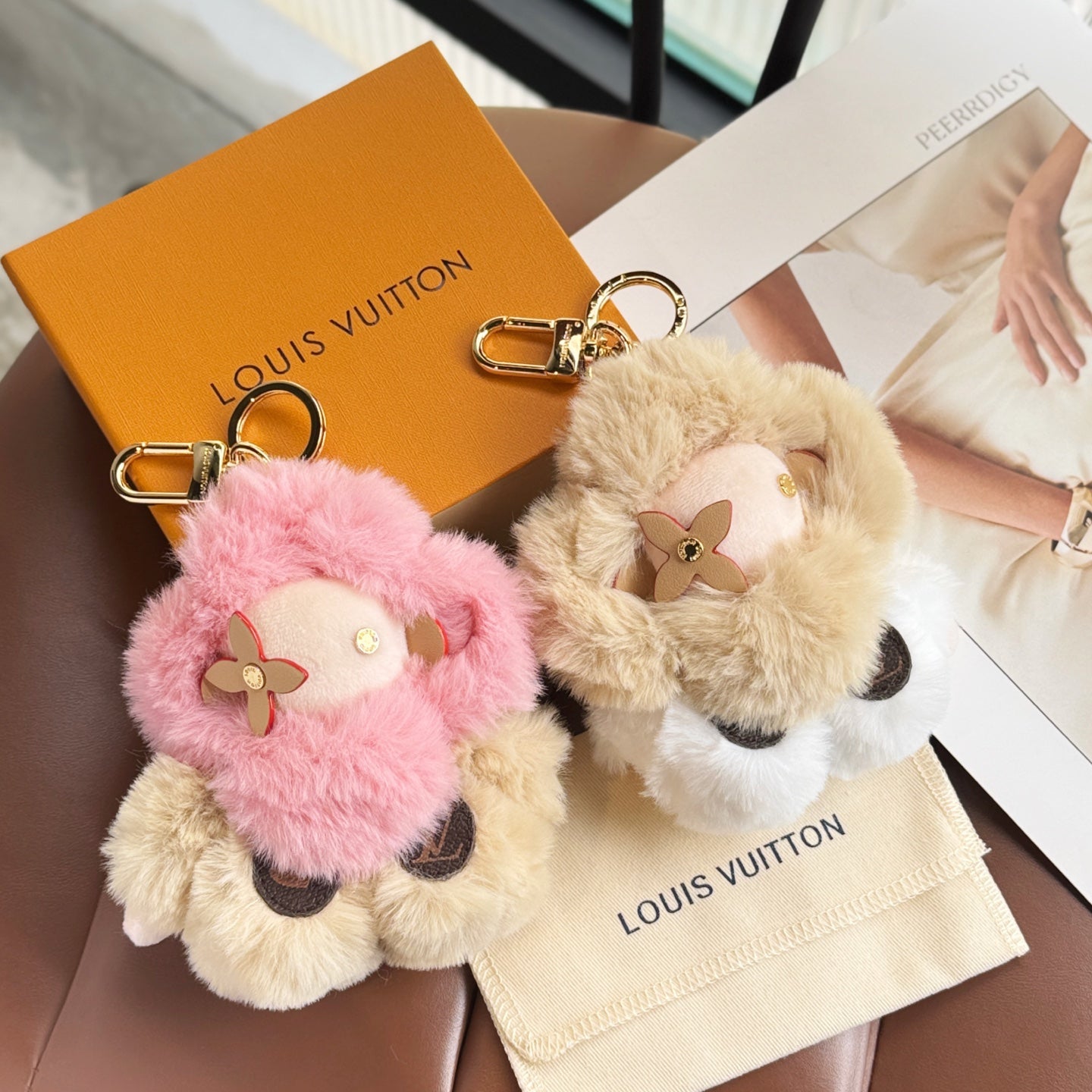 A1Z105E13 Popular bag 's charms accessories