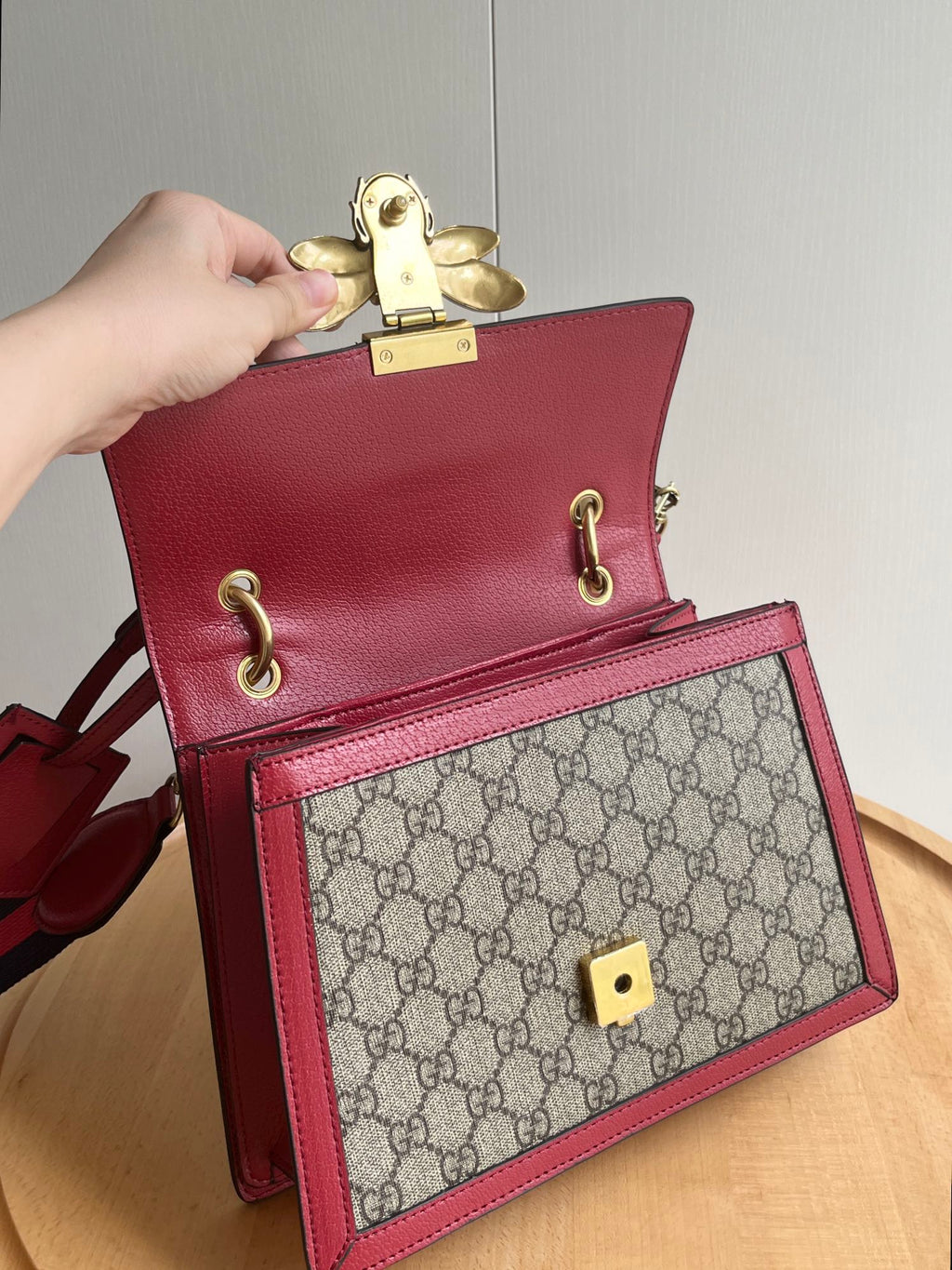 B12X64B468 Popular leather bag