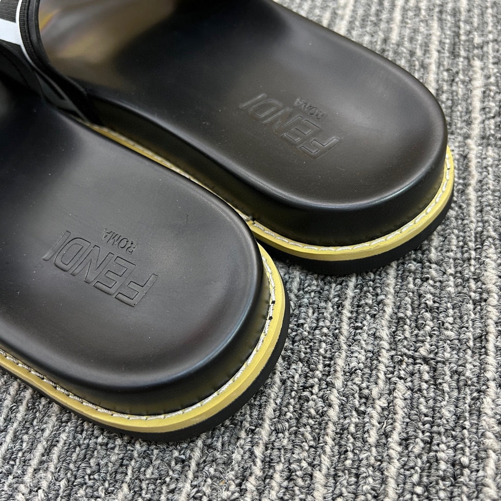 Z5XF103 Popular Slippers