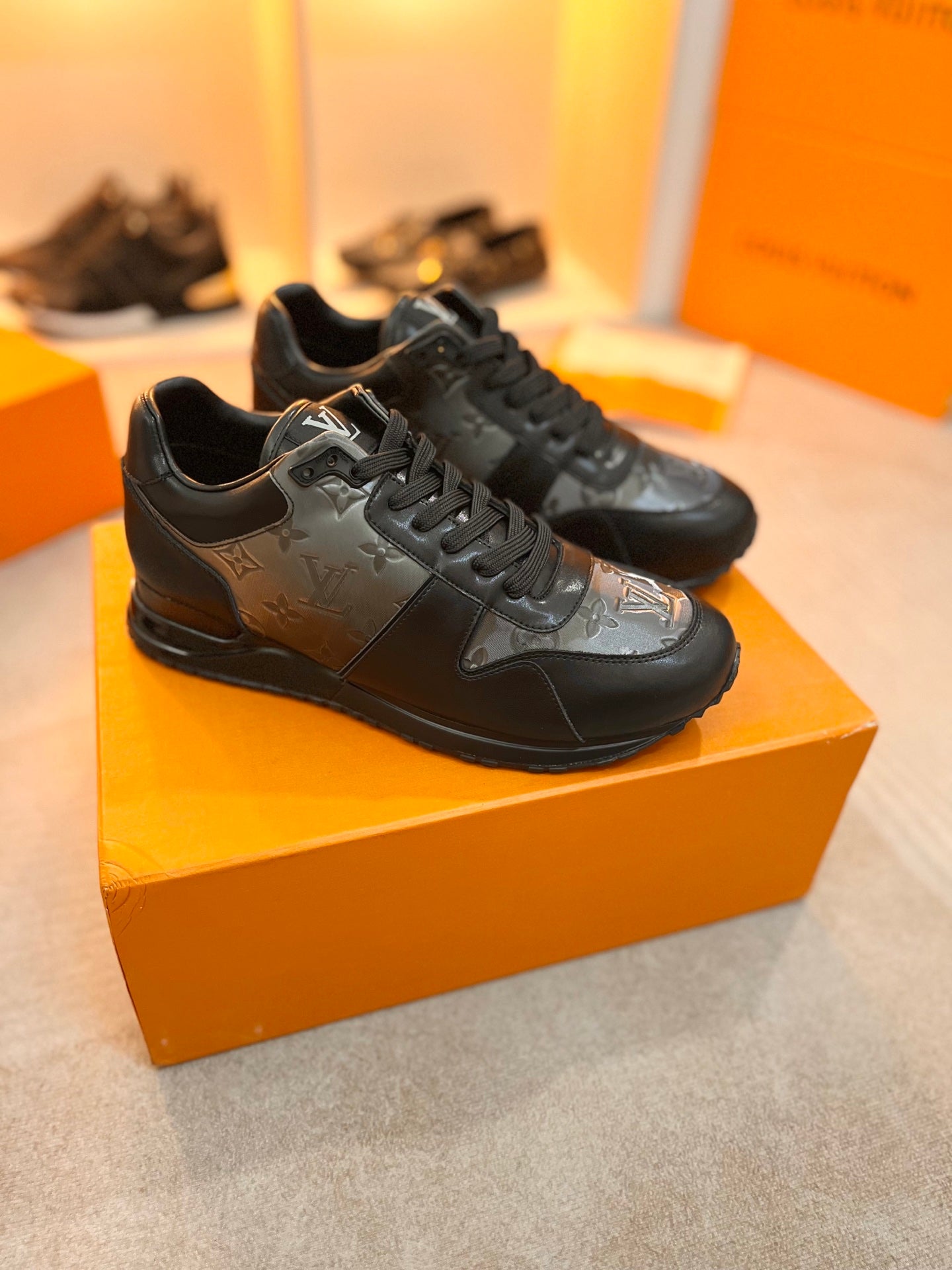 Z2Q95E100 Popular high-quality  shoes
