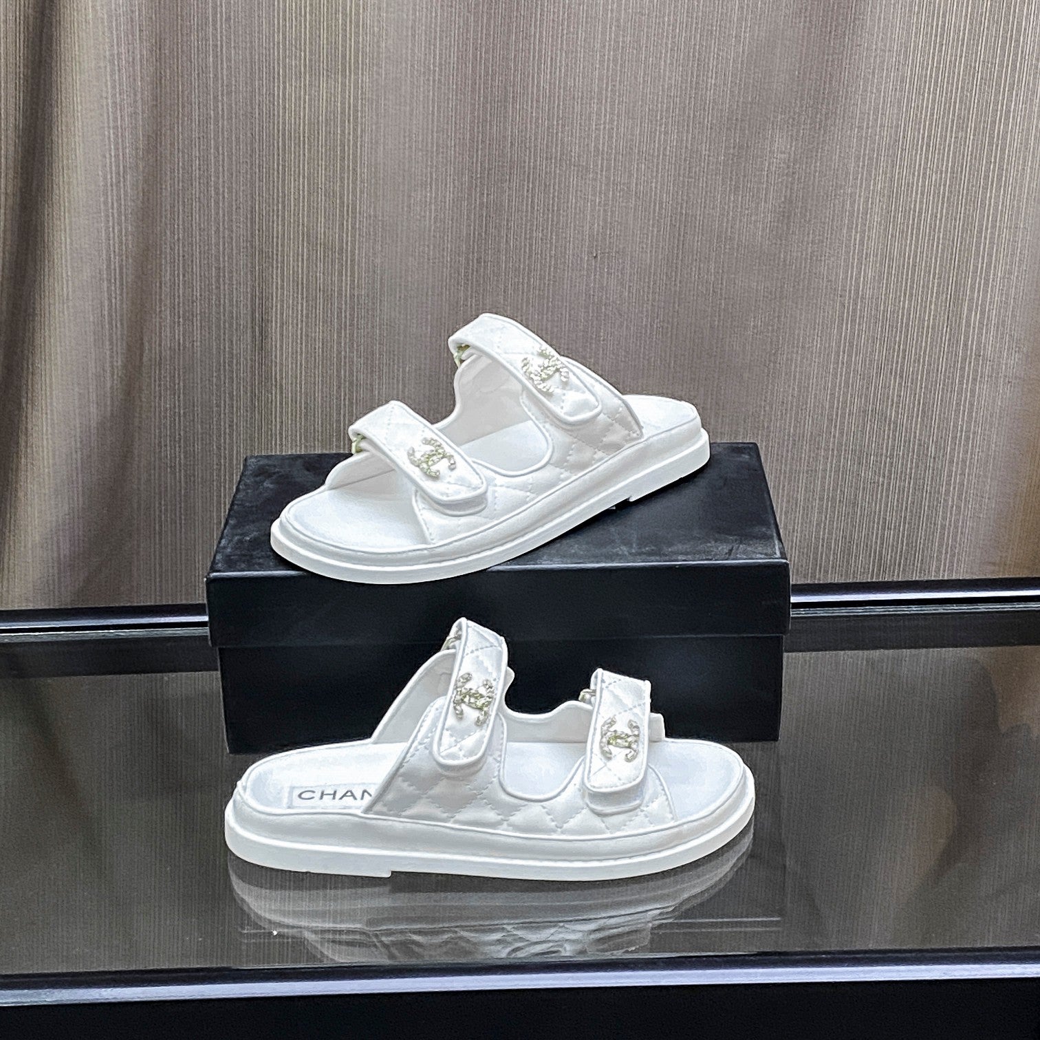 Z1Z54C75 Popular Slippers