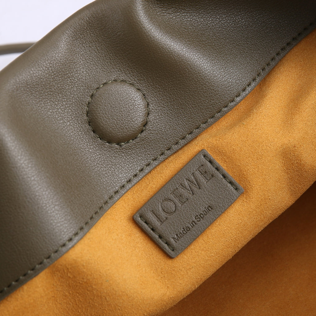 B1R66A9 Popular leather bag