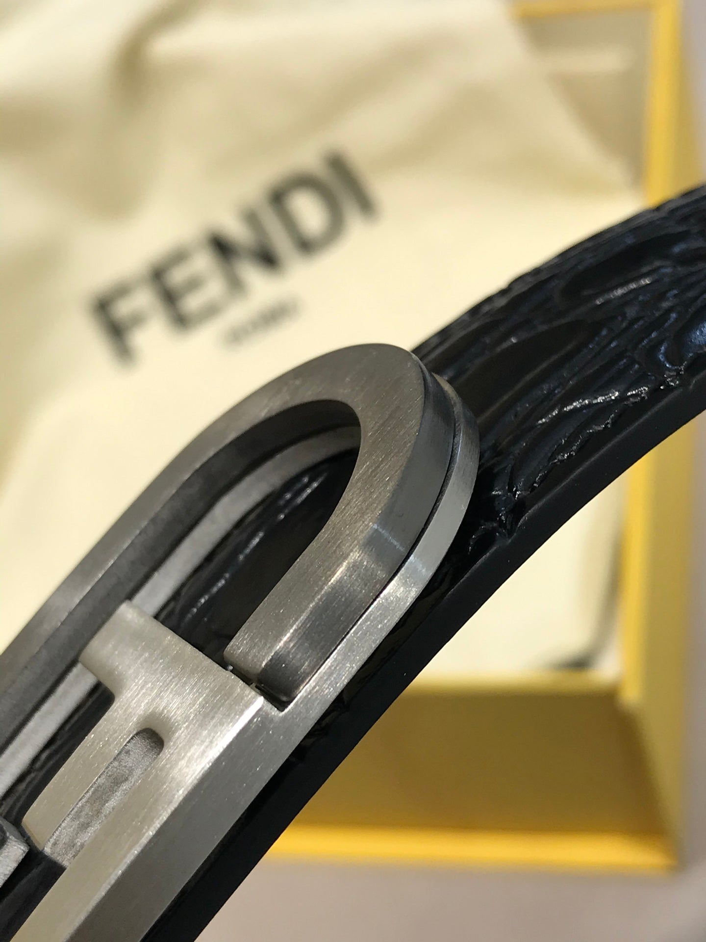 P1Q64F91 Popular  High quality belt With full package