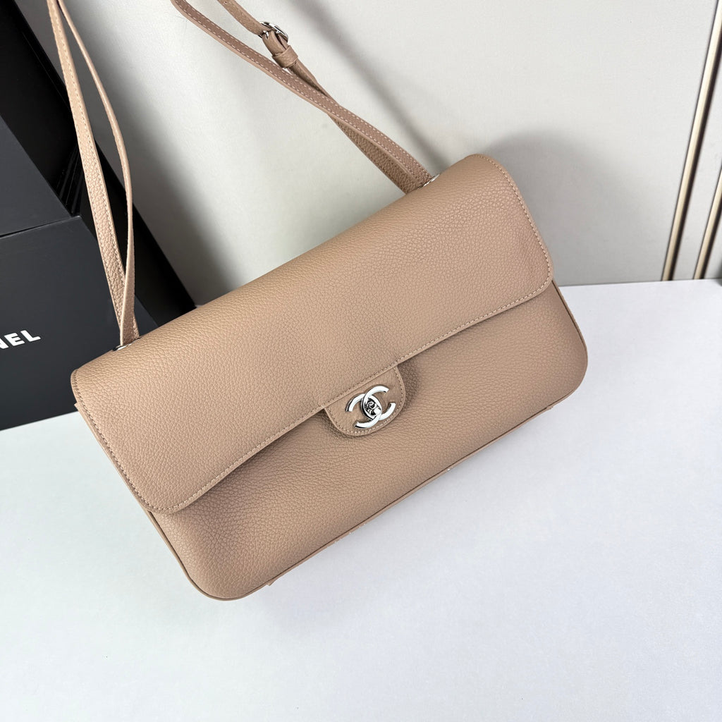 B1R76C35 Popular leather bag