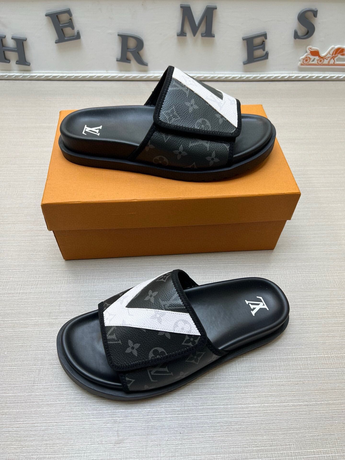 Z5WE251 Popular Slippers