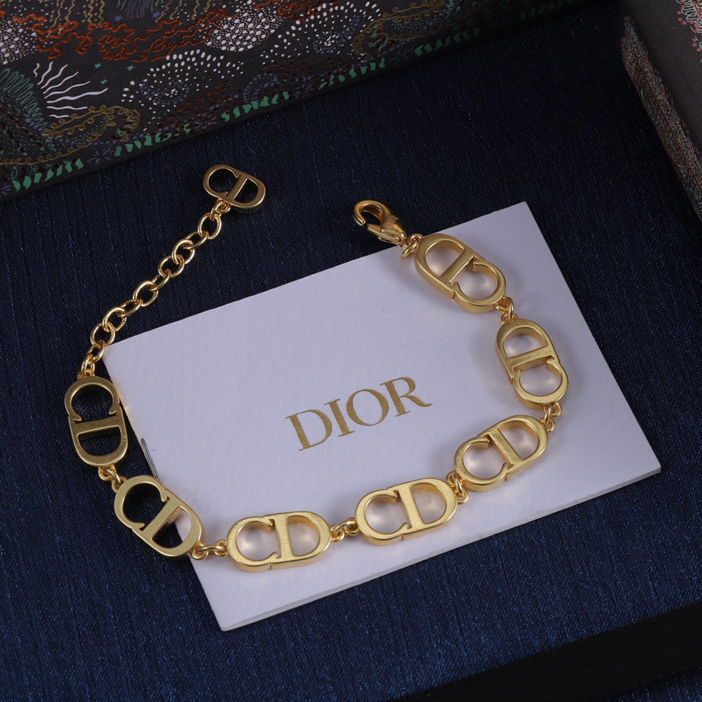 X1N36D40K Popular   Bracelets
