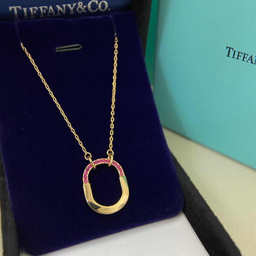 X1Q85T163X Popular Necklace
