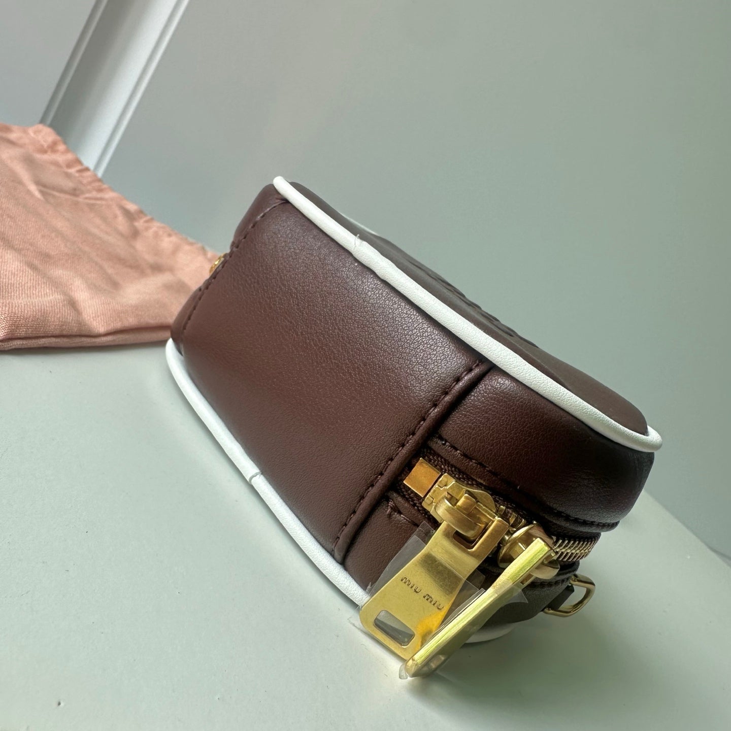 B1P46A164 Popular leather bags
