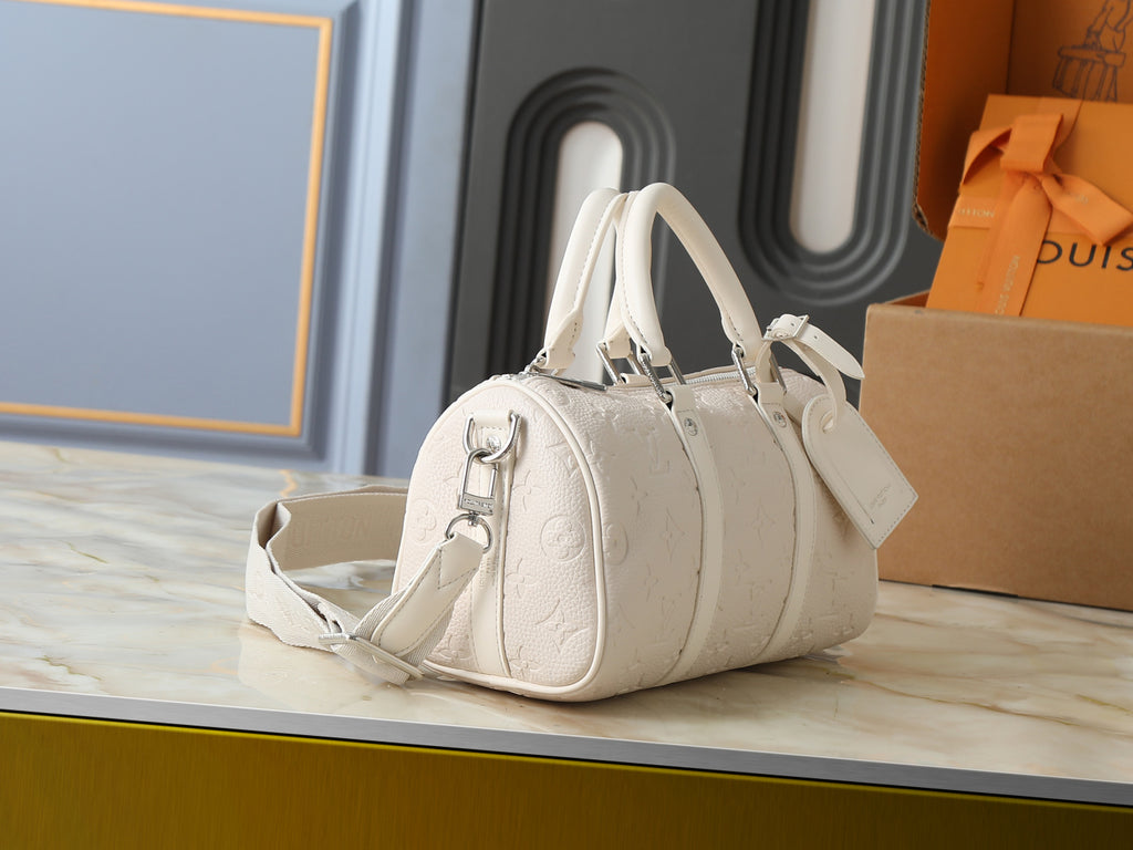 B1R76E52 Popular leather bag