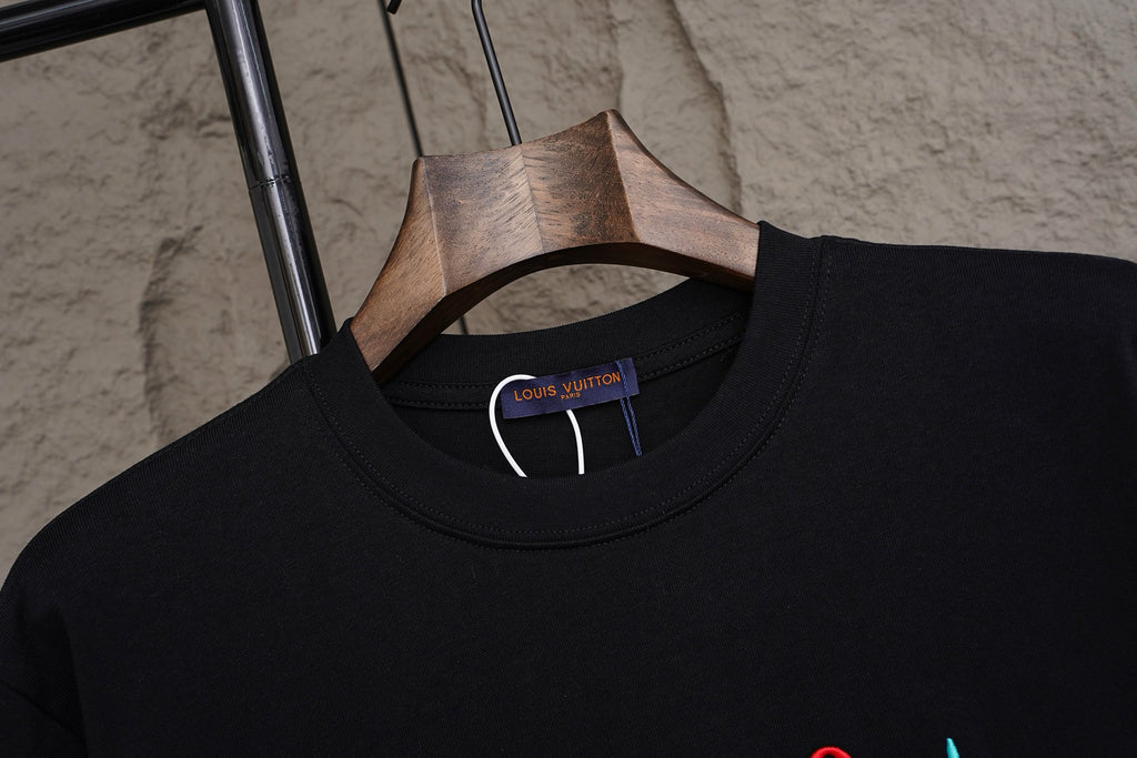 U1R76E17 Popular T-shirts