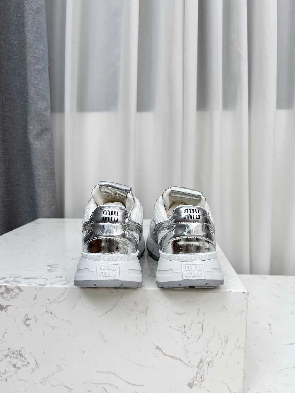Z2Z85A47  Popular high quality shoes