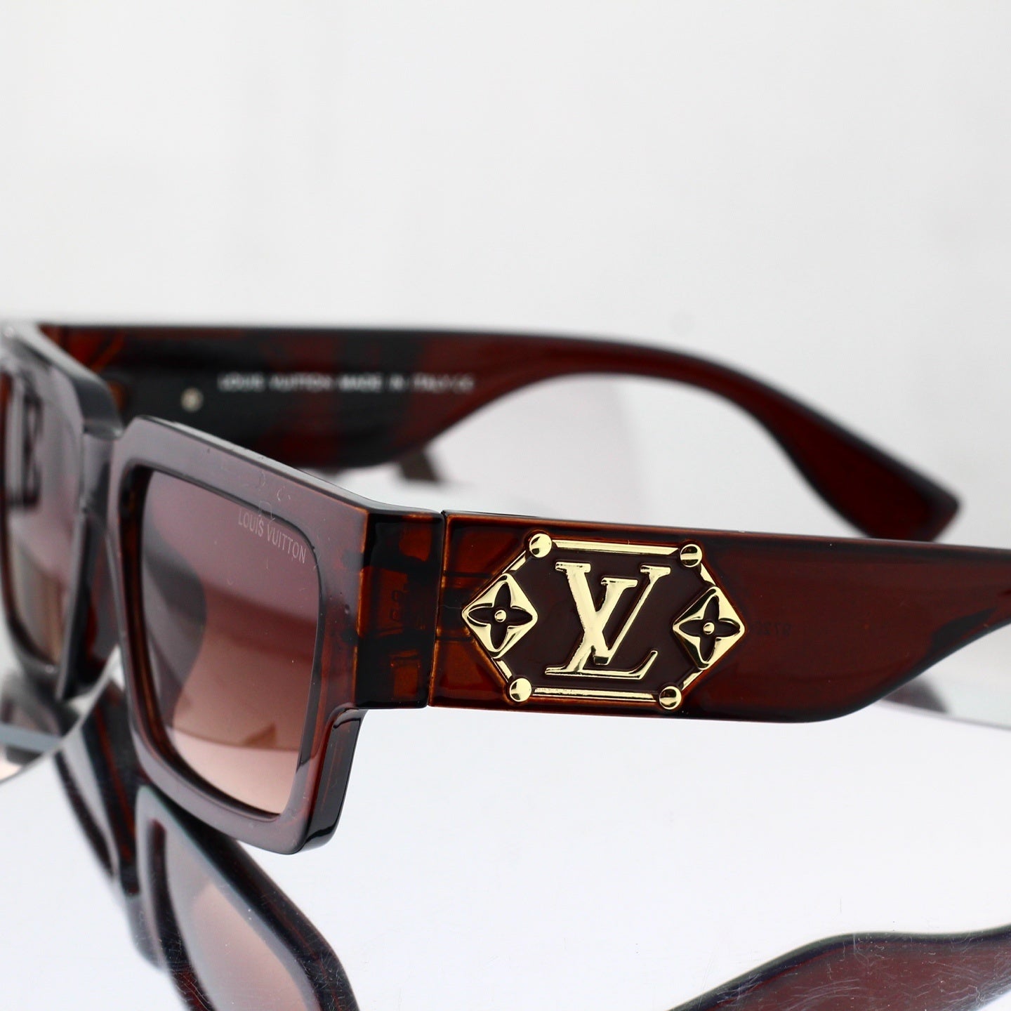 T1P56E9 Popular Sunglasses