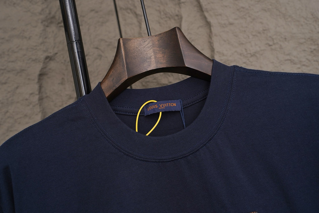U1R76E18 Popular T-shirts