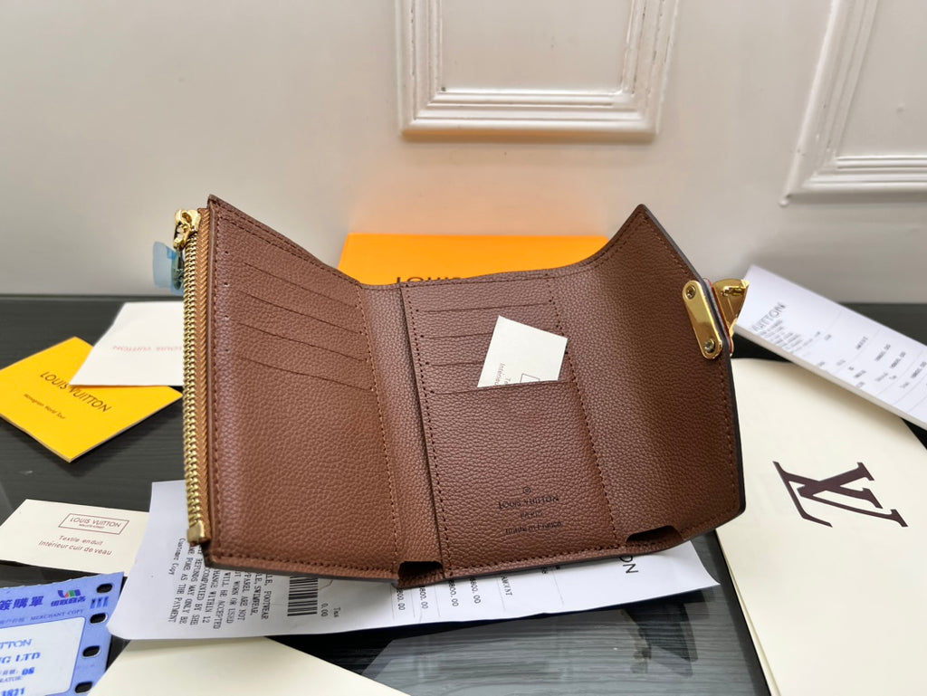 B1N55E43 Popular  leather wallets