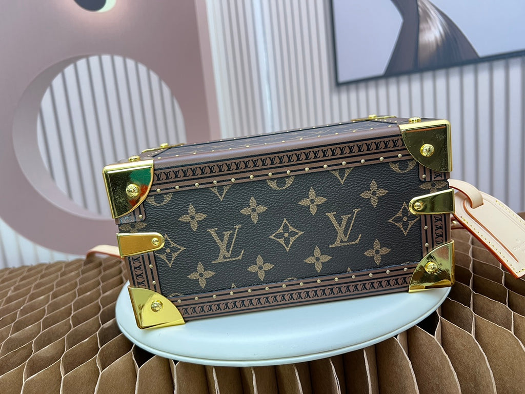 B1X34E276 Popular  leather bag 