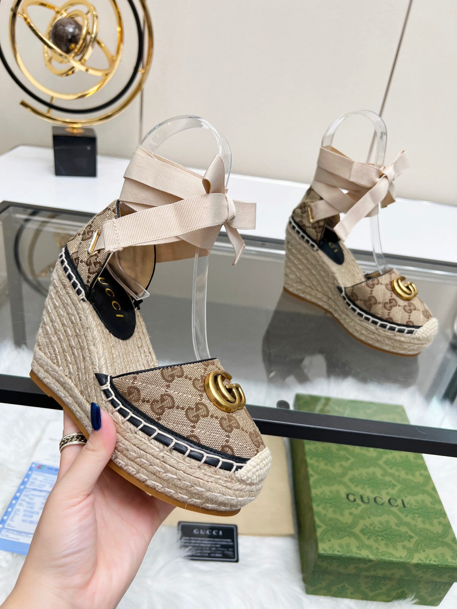 Z2X66B29  Popular High heels