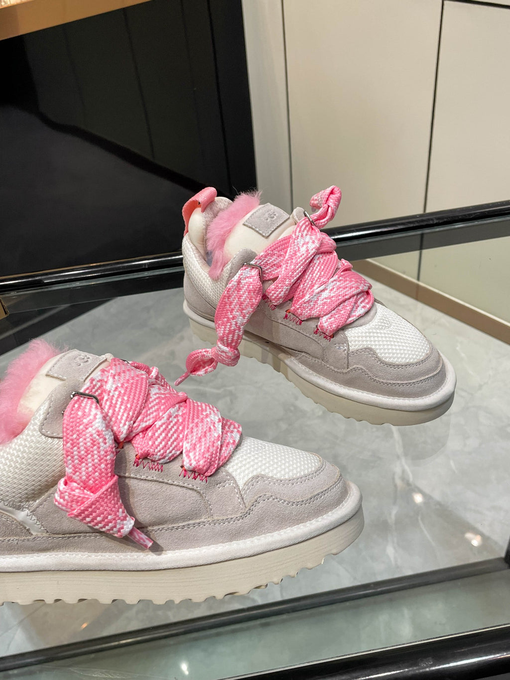 Z2Q105U262 Popular high-quality Shoes