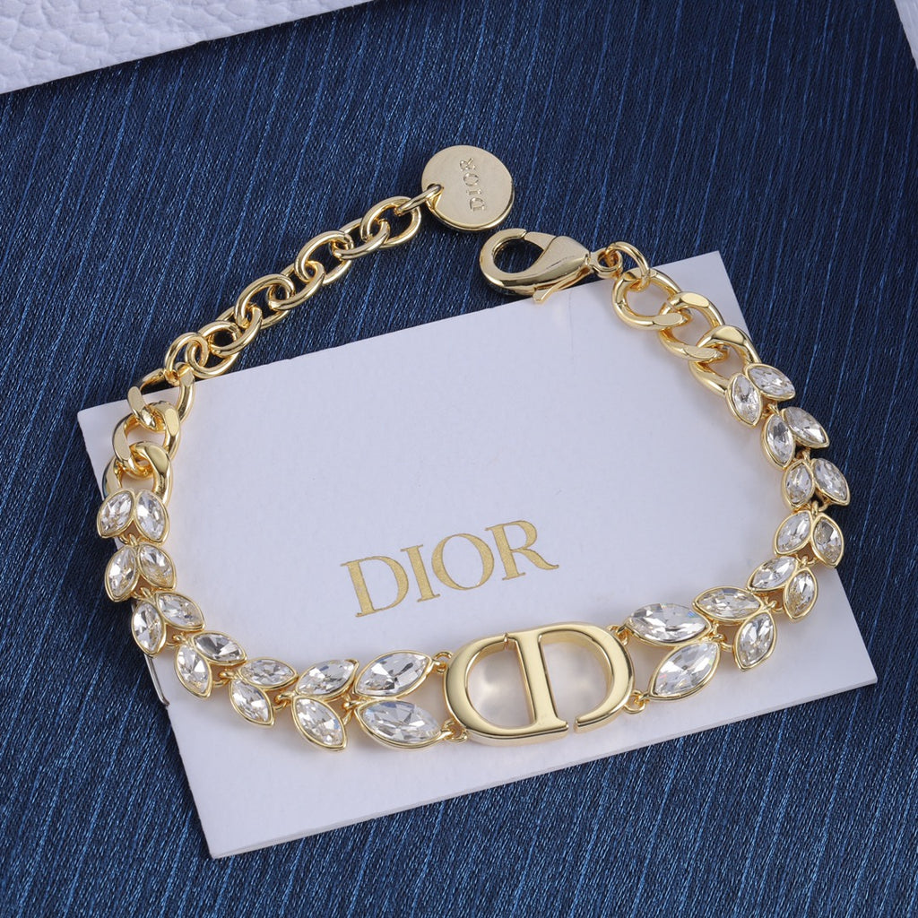X1R75D14X Popular   Necklaces . Bracelets