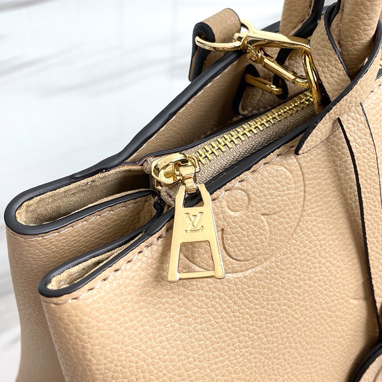 B1X61E059 Popular  leather bag 