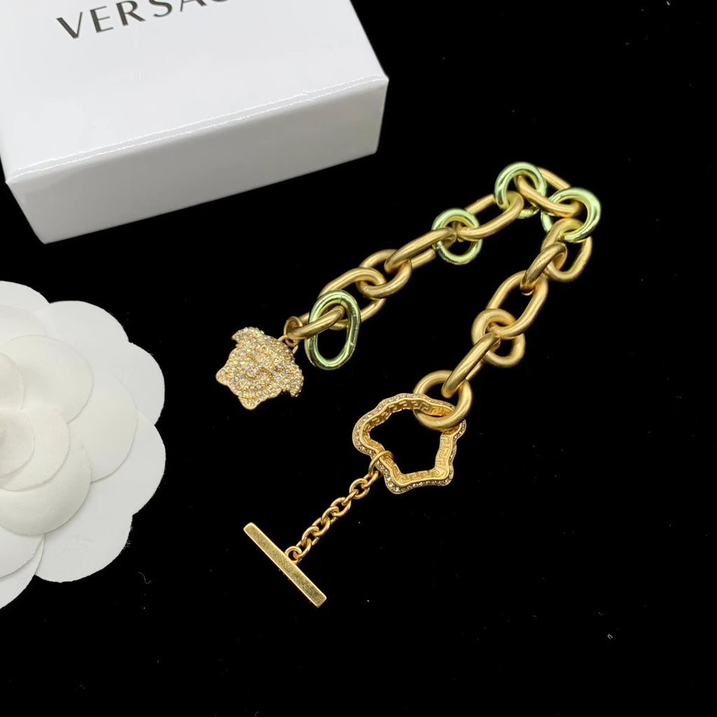 X1R75V71X Popular   Necklace .  Bracelets.Earrings .