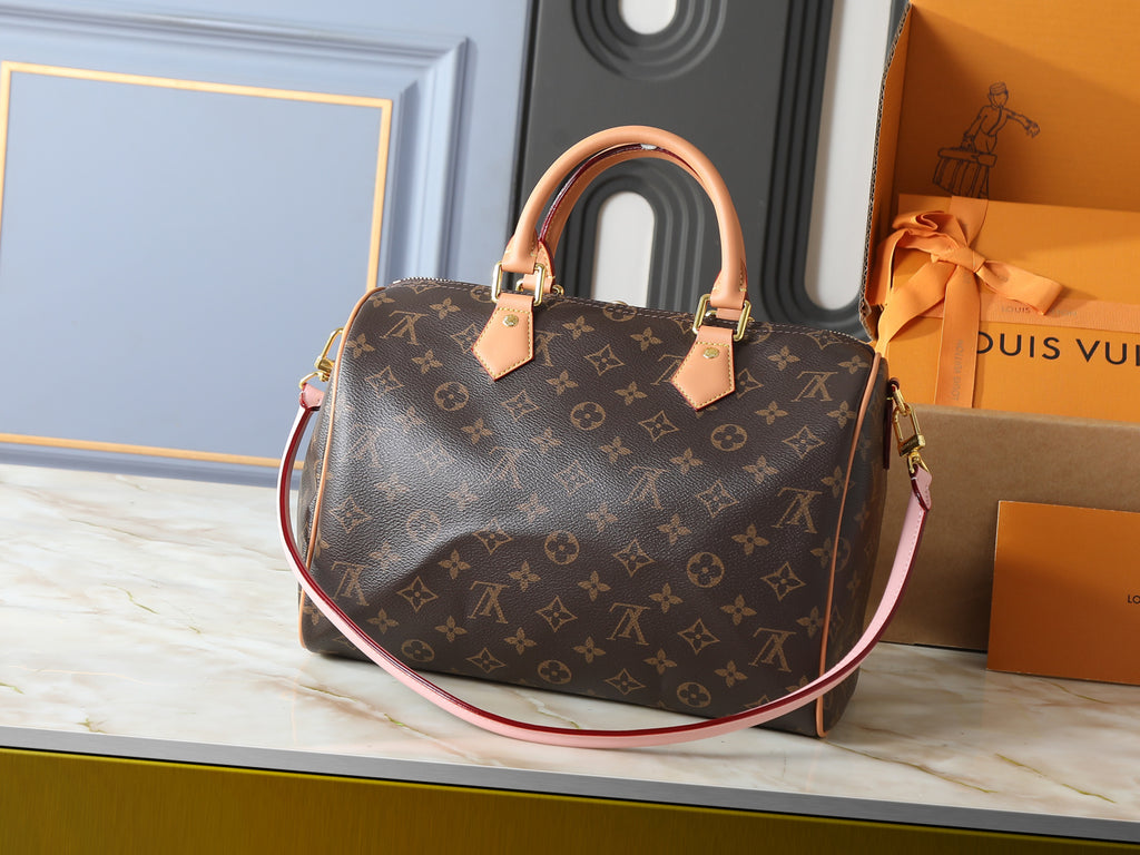 B1P36E23 Popular leather bag