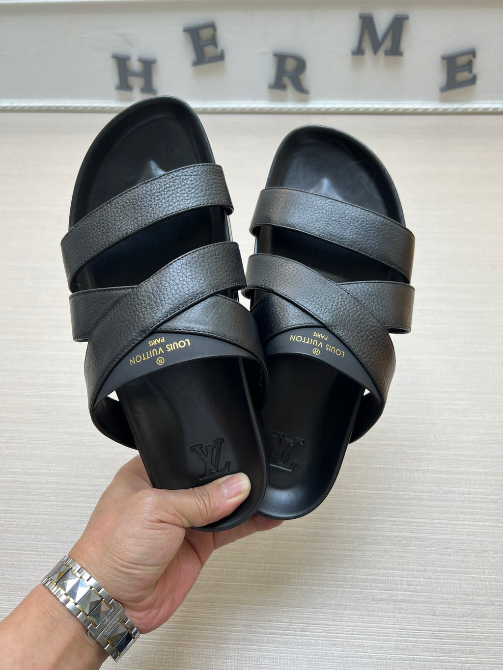 Z5ZE89 Popular slippers