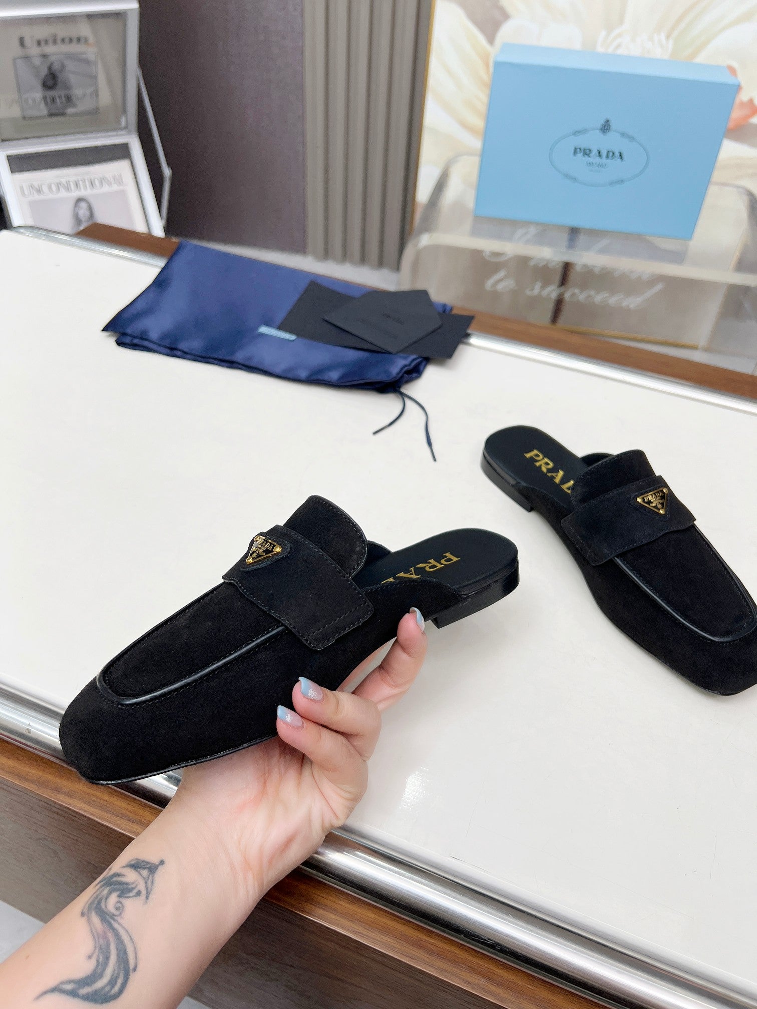 Z2Q105P405 Popular high-quality Shoes