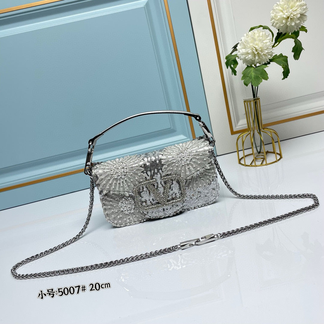 B1N36VL7 Popular leather bag