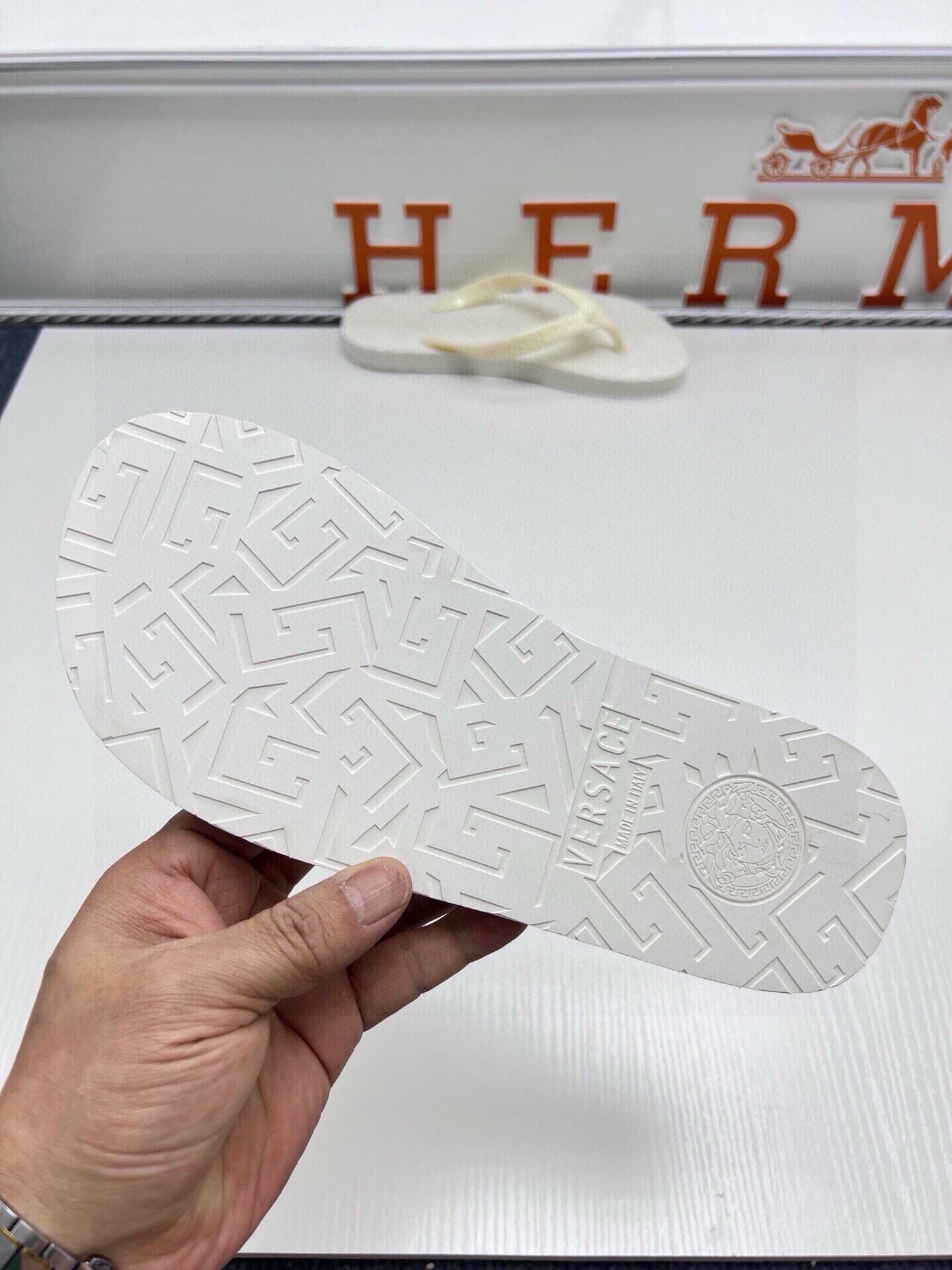 Z5Z35V295 Popular Slippers