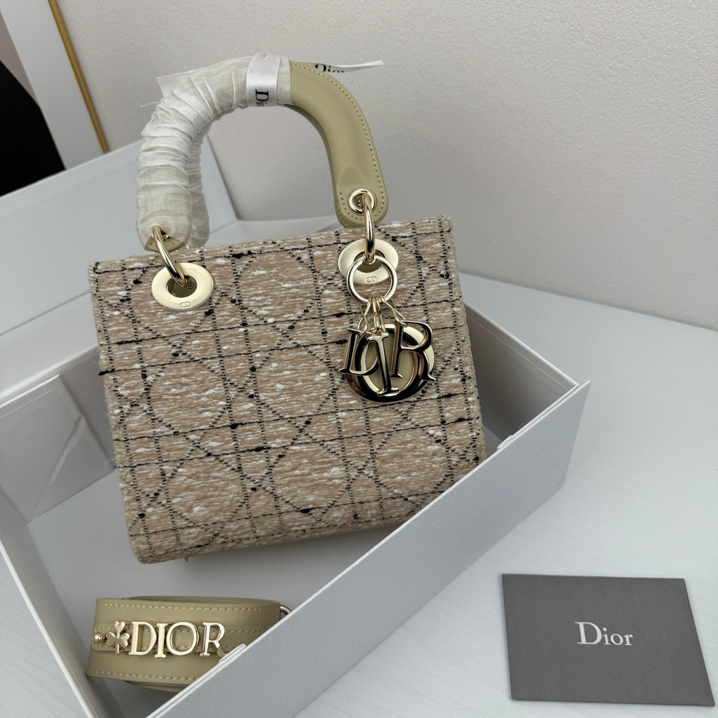 B1N36D25 Popular  Purse bag