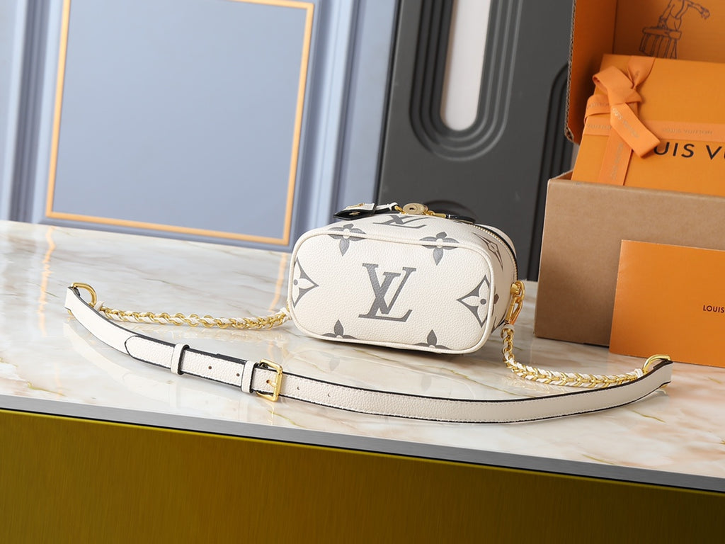B1P76E2 Popular leather bag