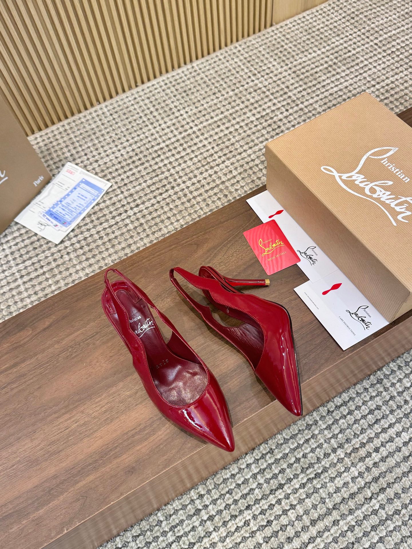 Z2N75A5  Popular leather High heels