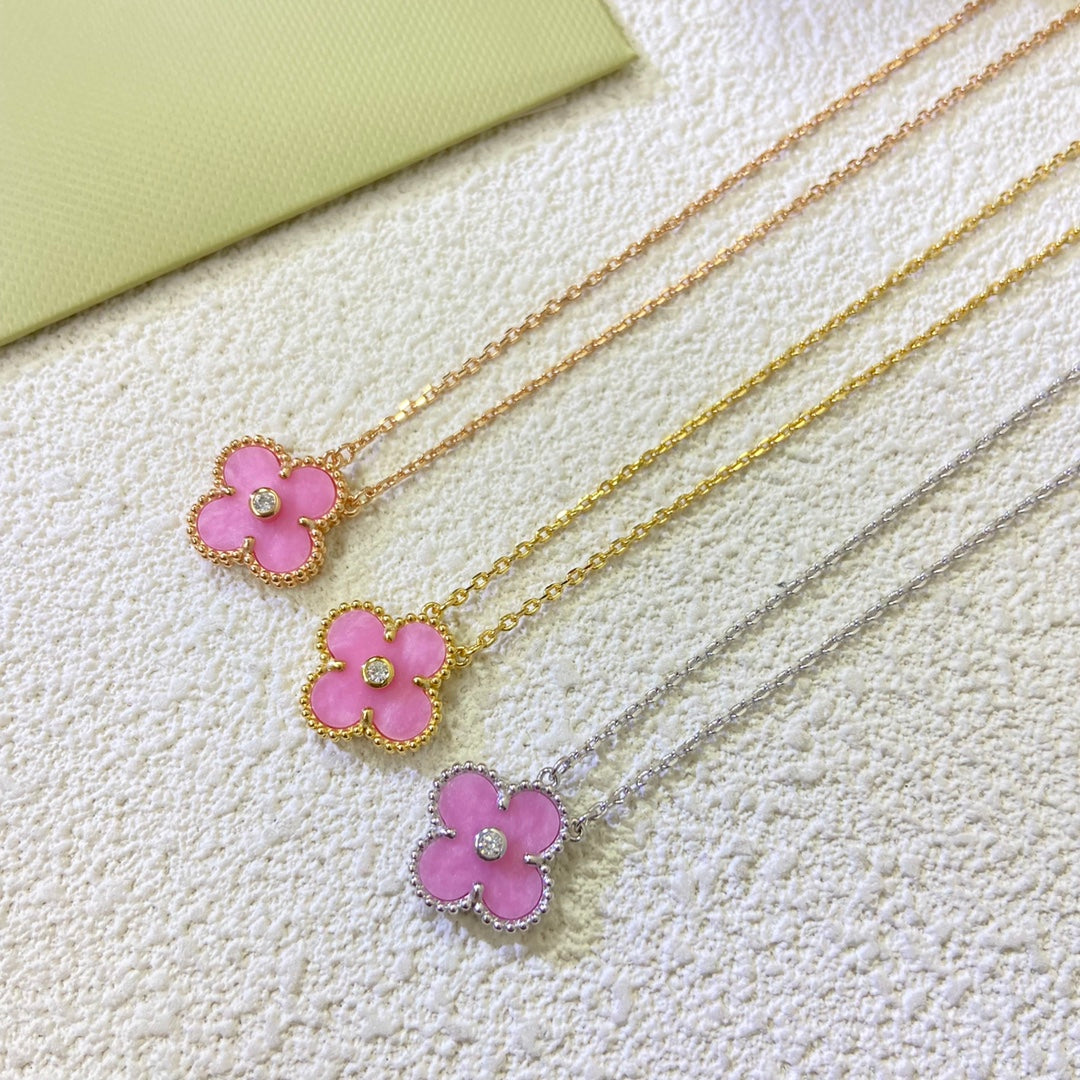 X5Q85VA270X Popular 1 flower  Necklaces