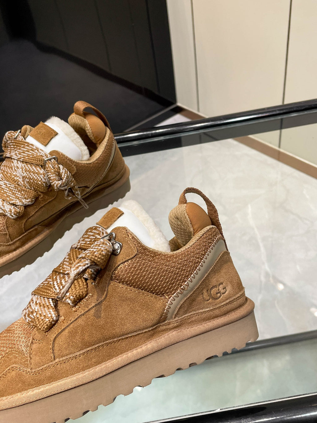 Z2Q105U262 Popular high-quality Shoes