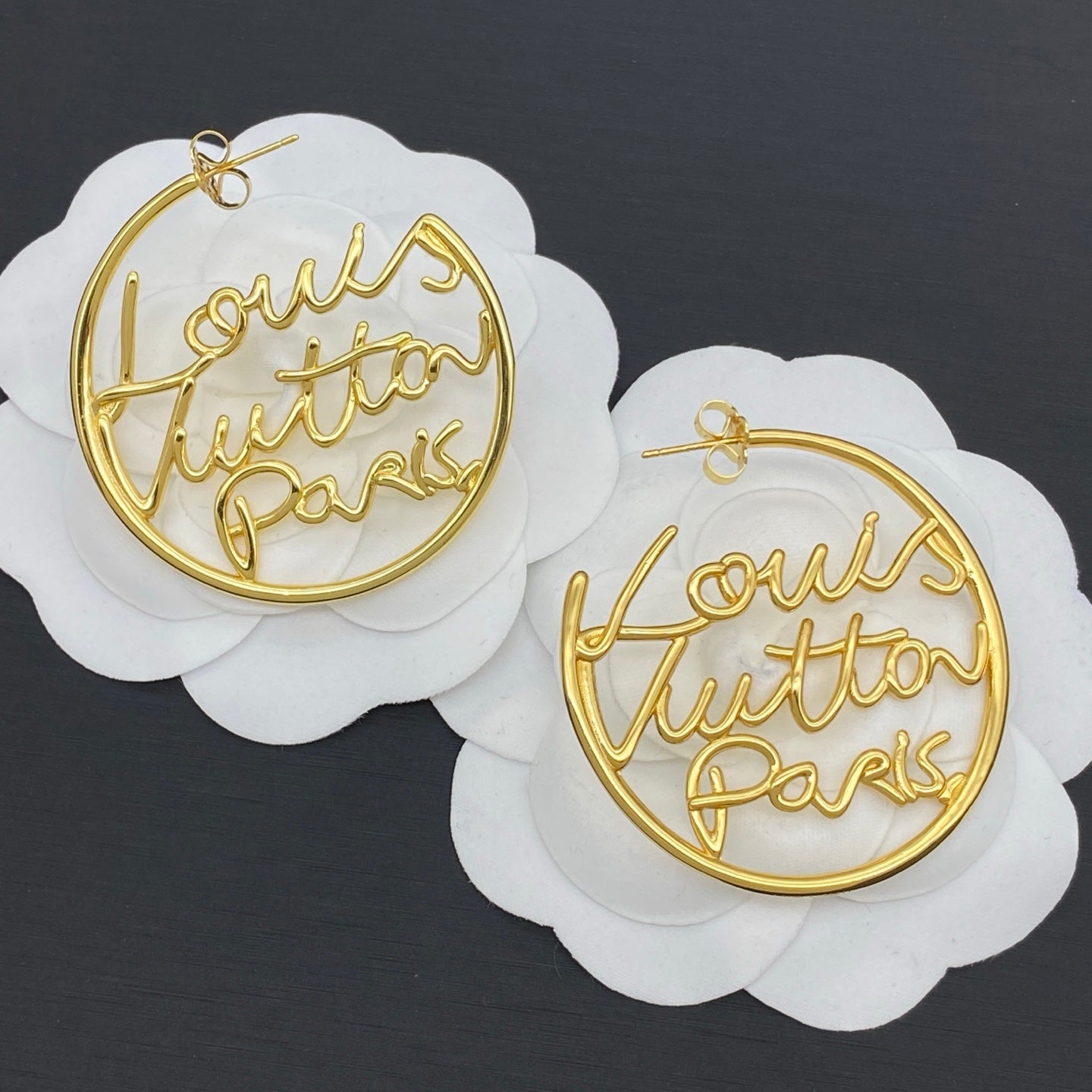 X1Z95E36E Popular Earrings
