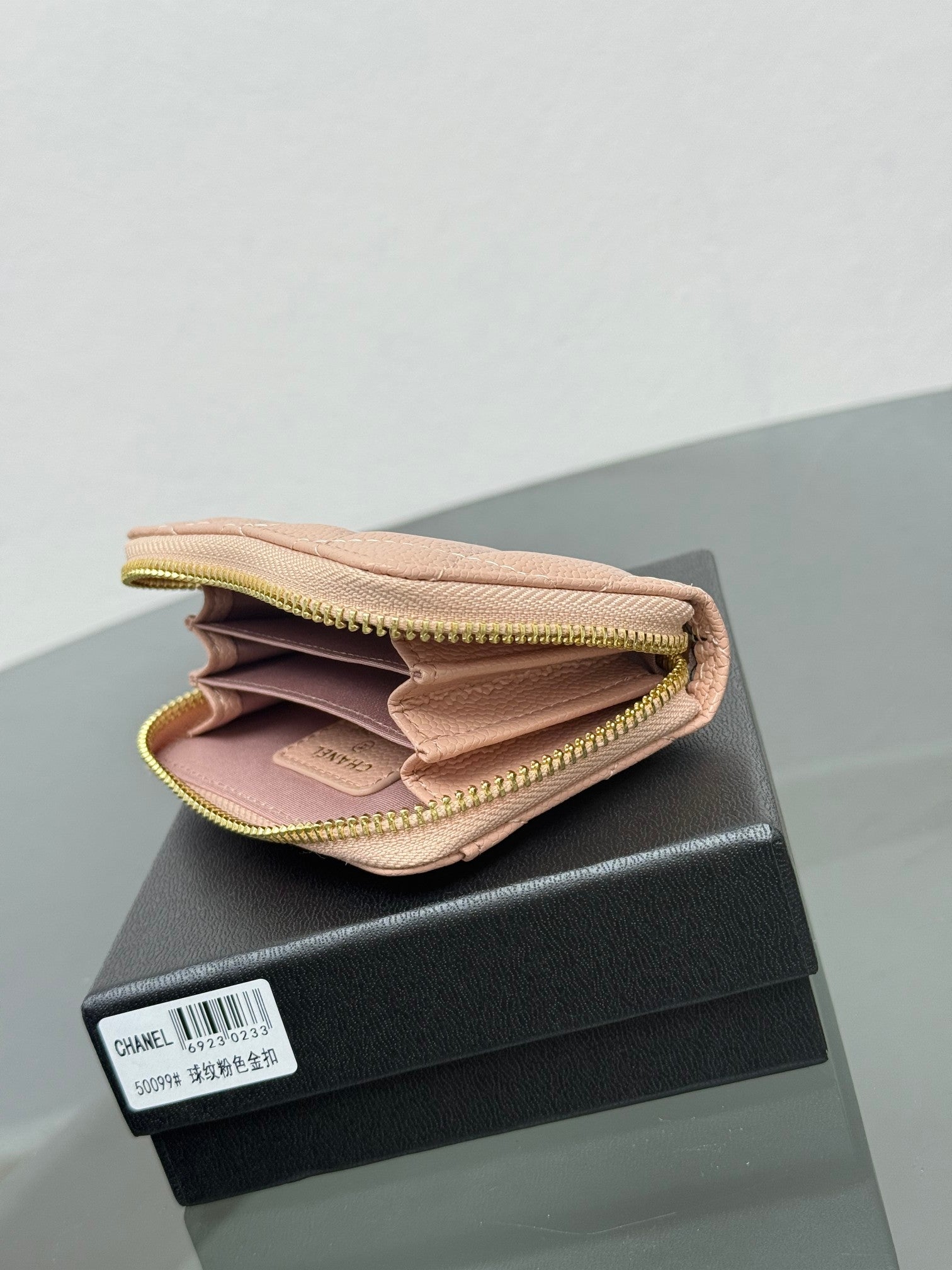 B1N36C10 Popular leather Wallets