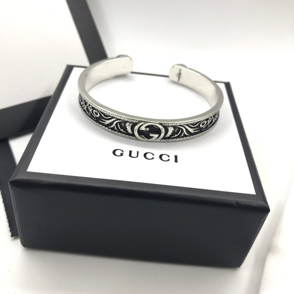 X1Q85B15K  Popular Bracelets
