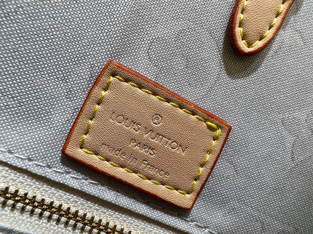B1X44E407 Popular   leather bag