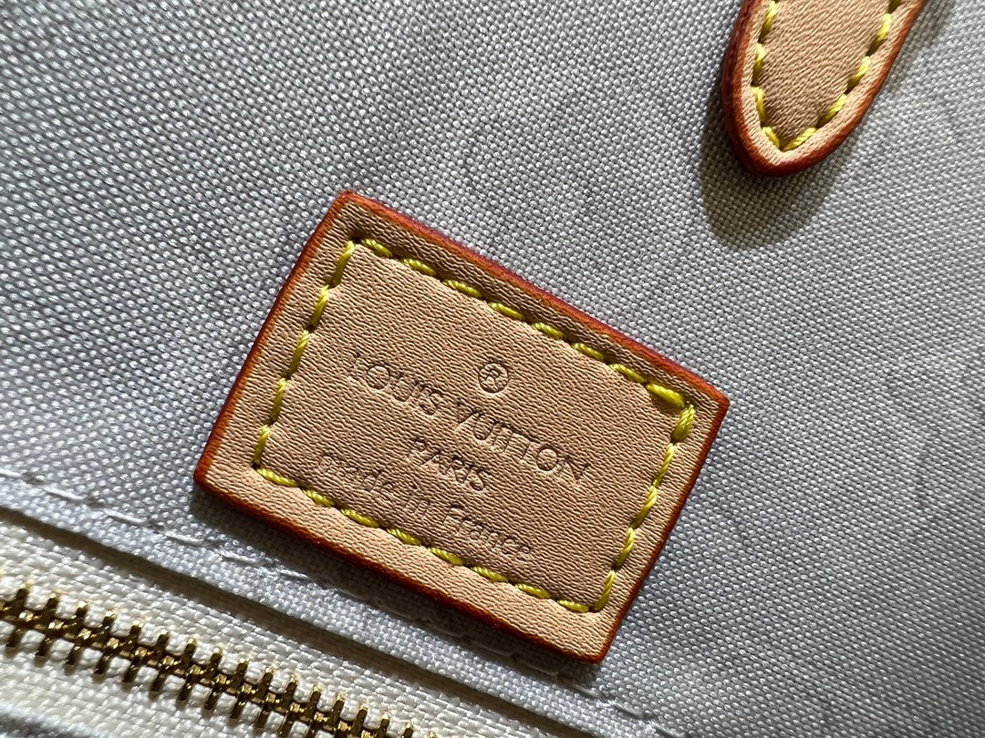 B1X44E407 Popular   leather bag