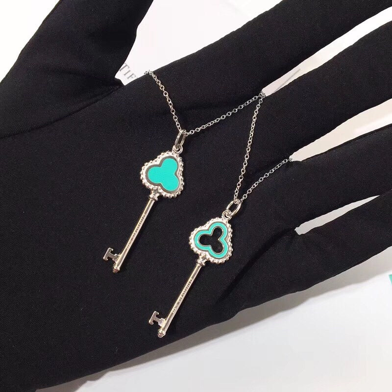 X1Q85T355X Popular Necklaces