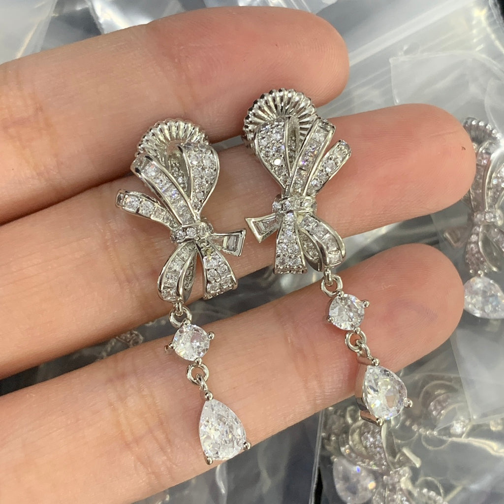 X1Z84A103E Popular  Earrings