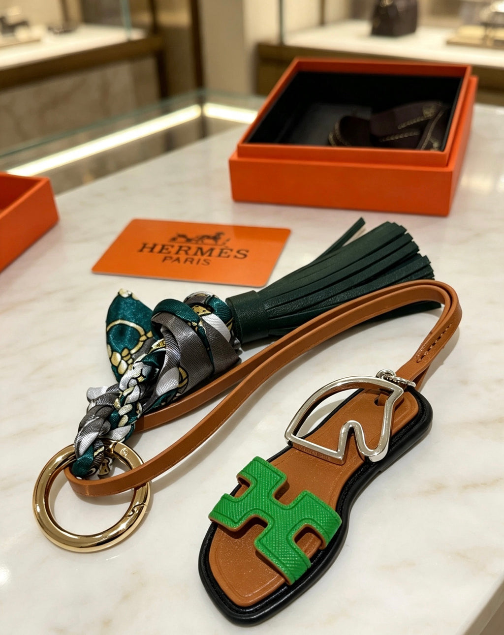 A1R76H105 Popular bag 's charms accessories