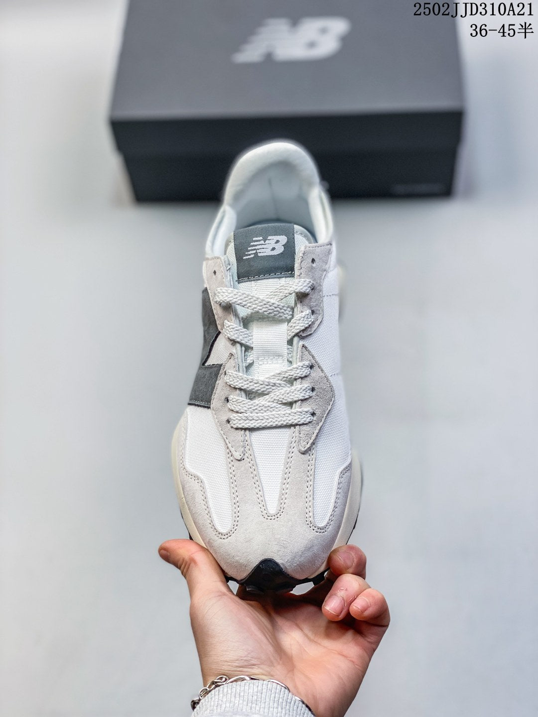 Z4Z35A42 Popular shoes (No box)