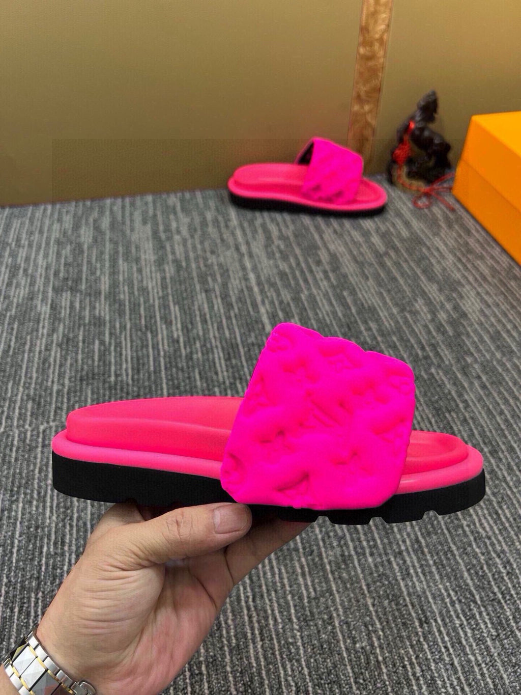 Z5QE13 Popular Slippers