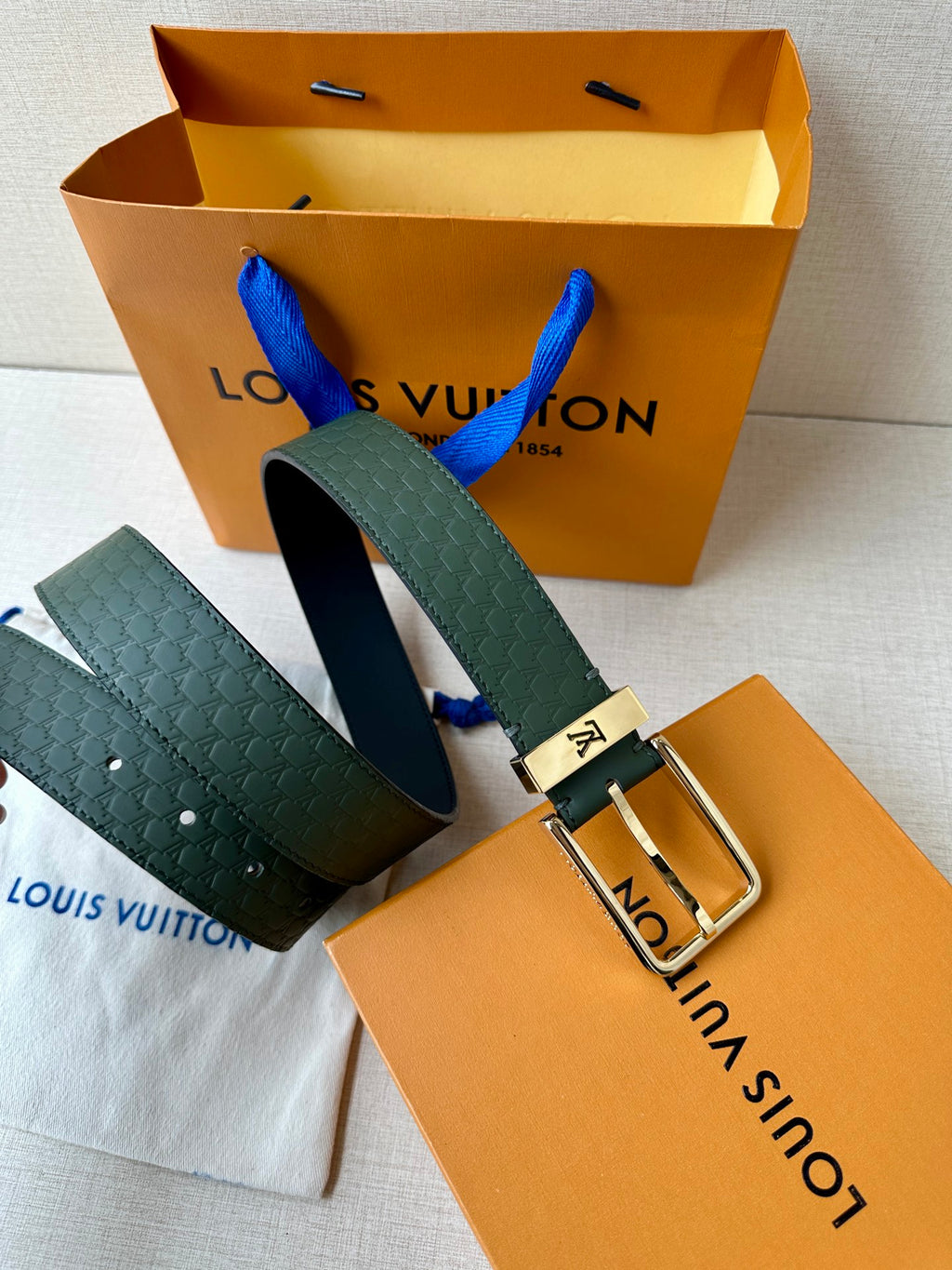 P1R55E222 Popular  High quality belt With full package