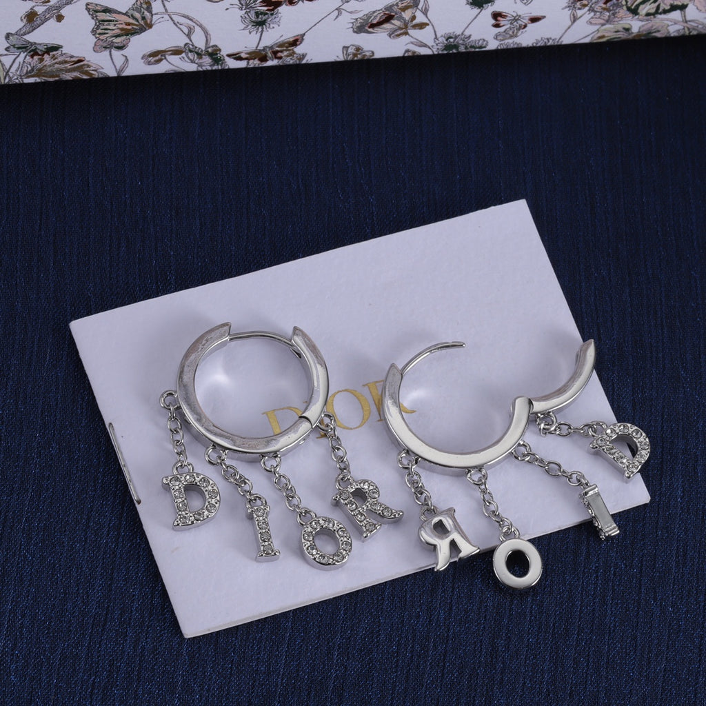 X1Z64D585E Popular  Earrings
