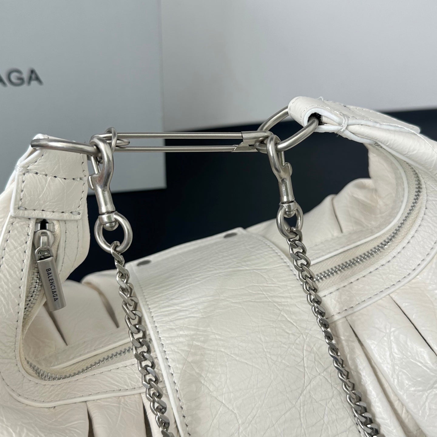 B1P36J119 Popular leather bag