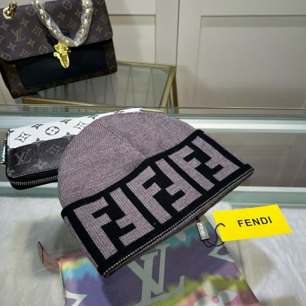 M1R86F79 Popular hats