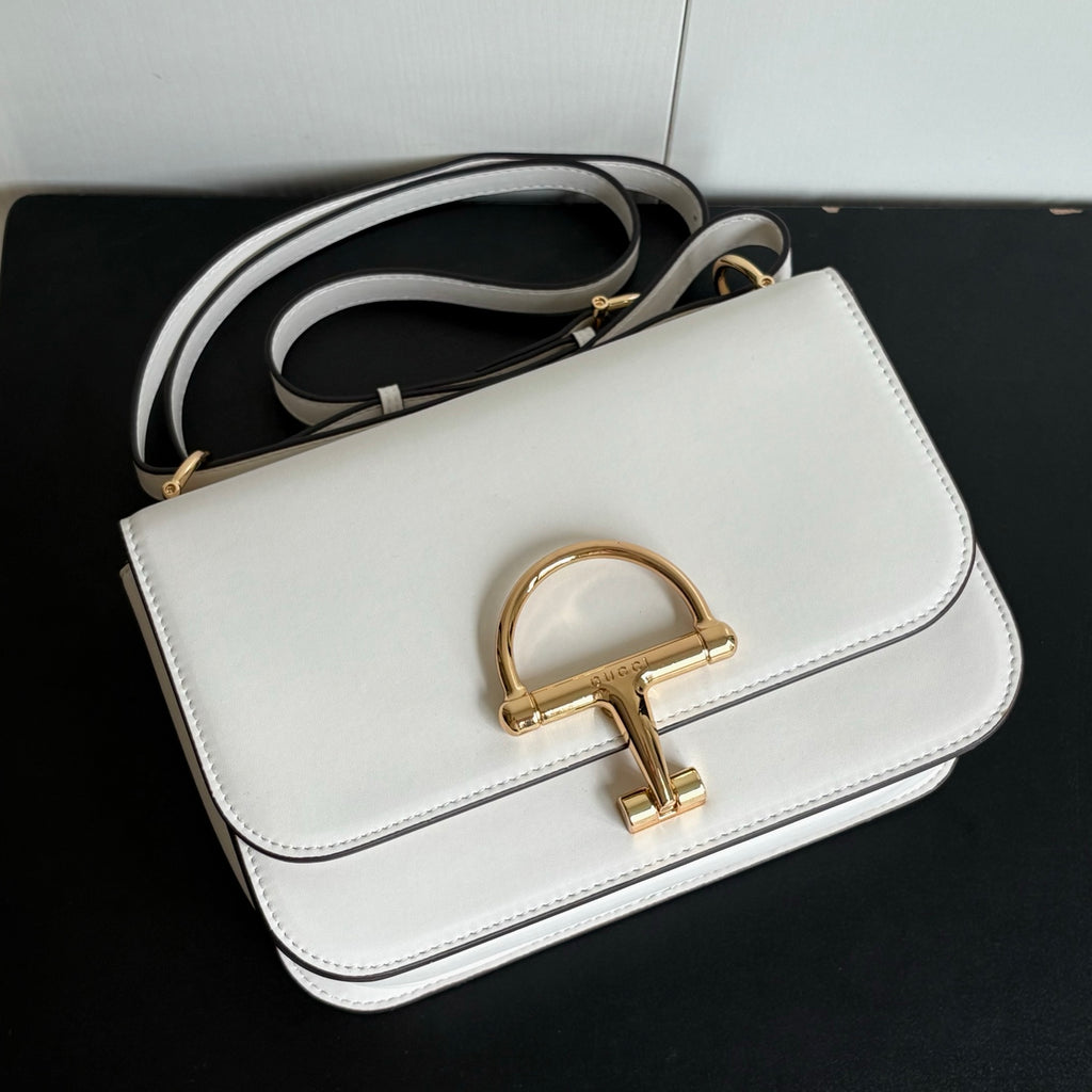 B1P36B110 Popular leather bag